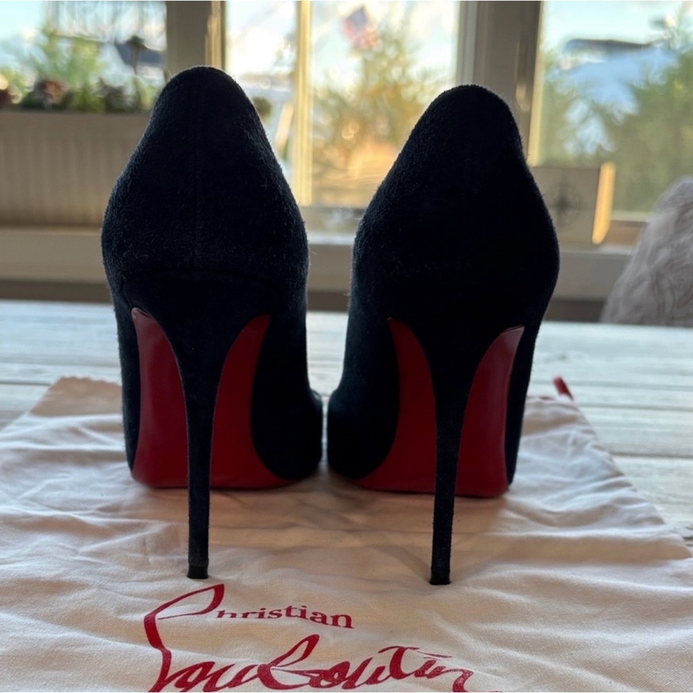Christian Louboutin Classic Navy Stilettos with Red Soles